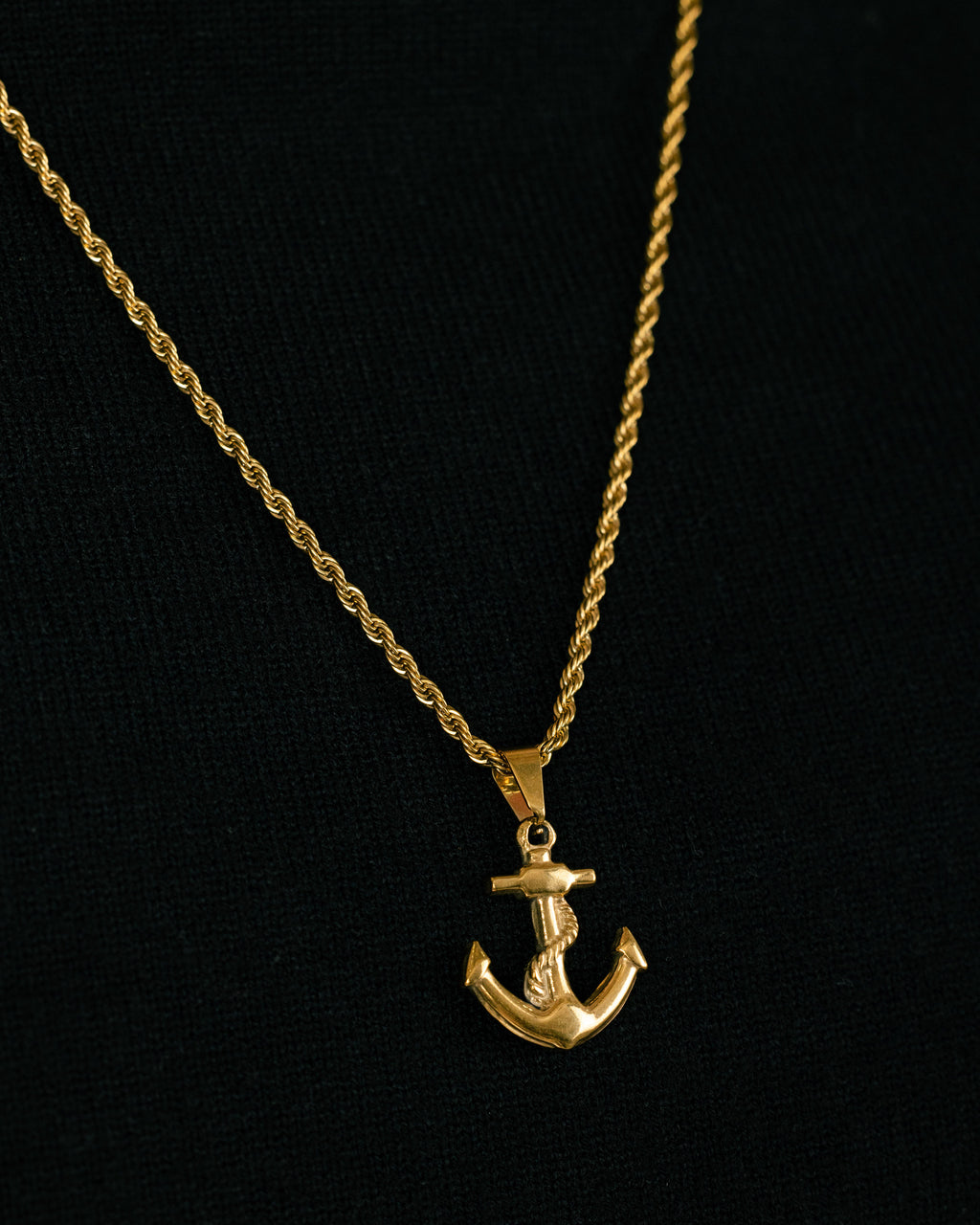 ELITE — Anchor Pendant Necklace