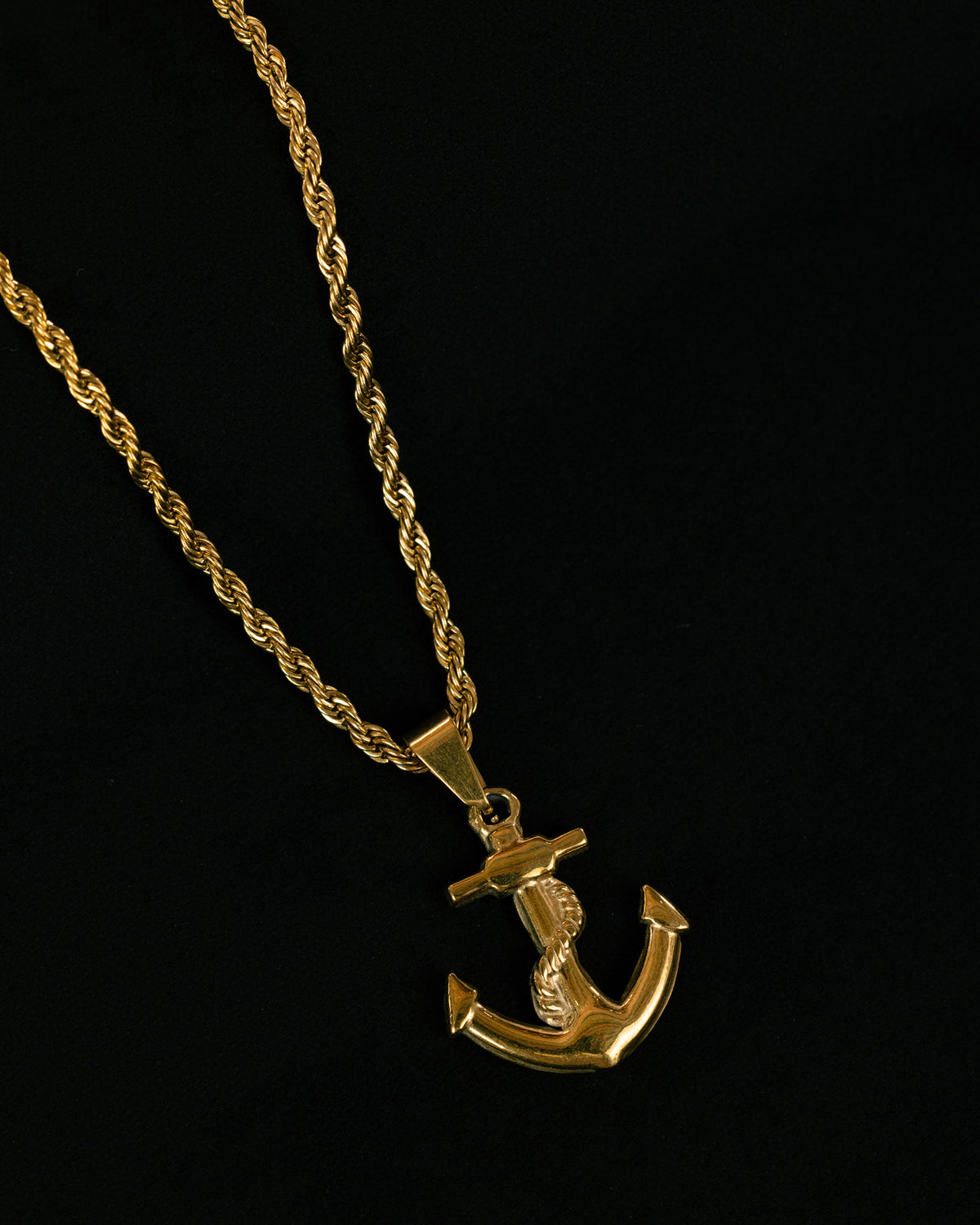 ELITE — Anchor Pendant Necklace