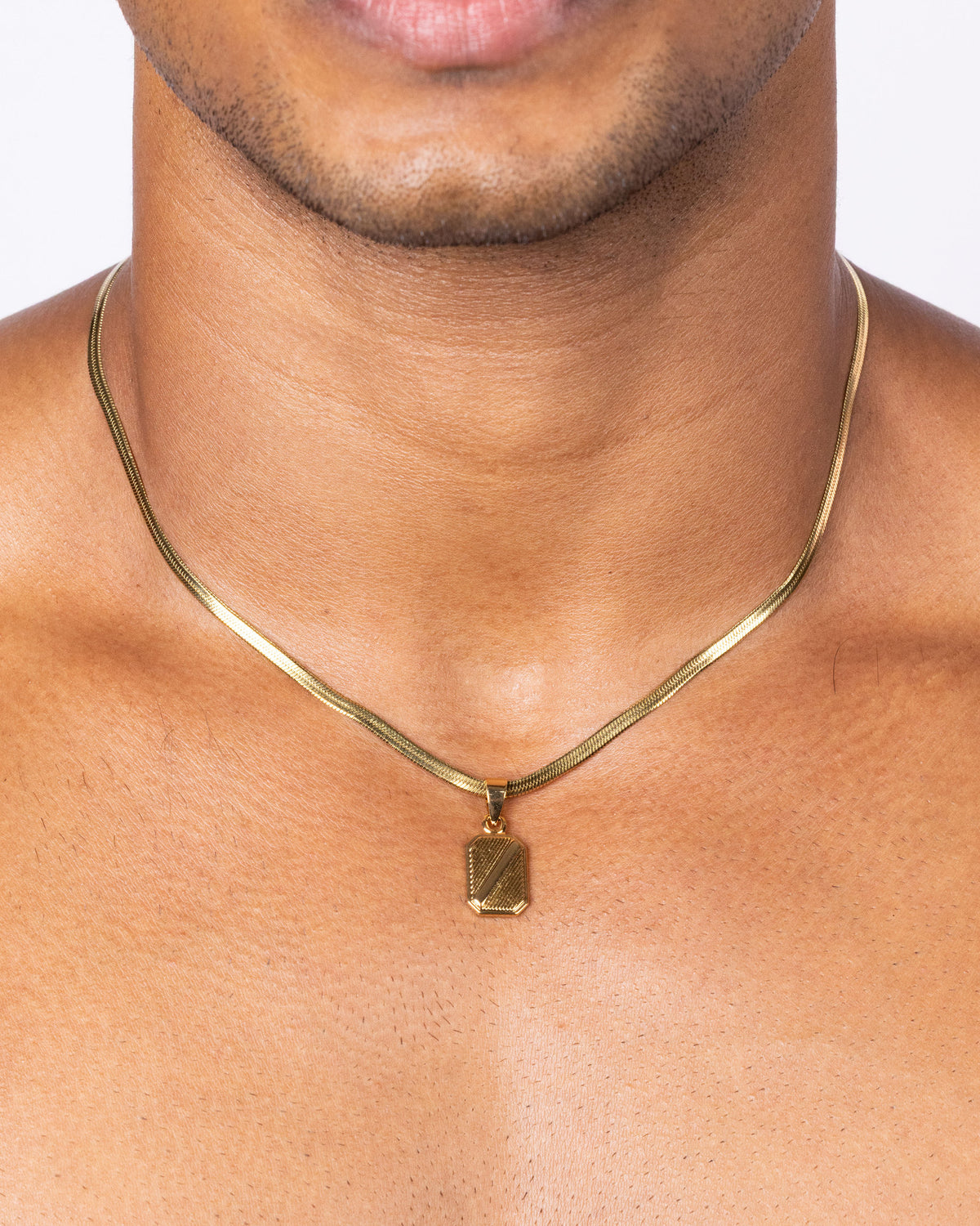 CREST — Necklace & Bracelet Set