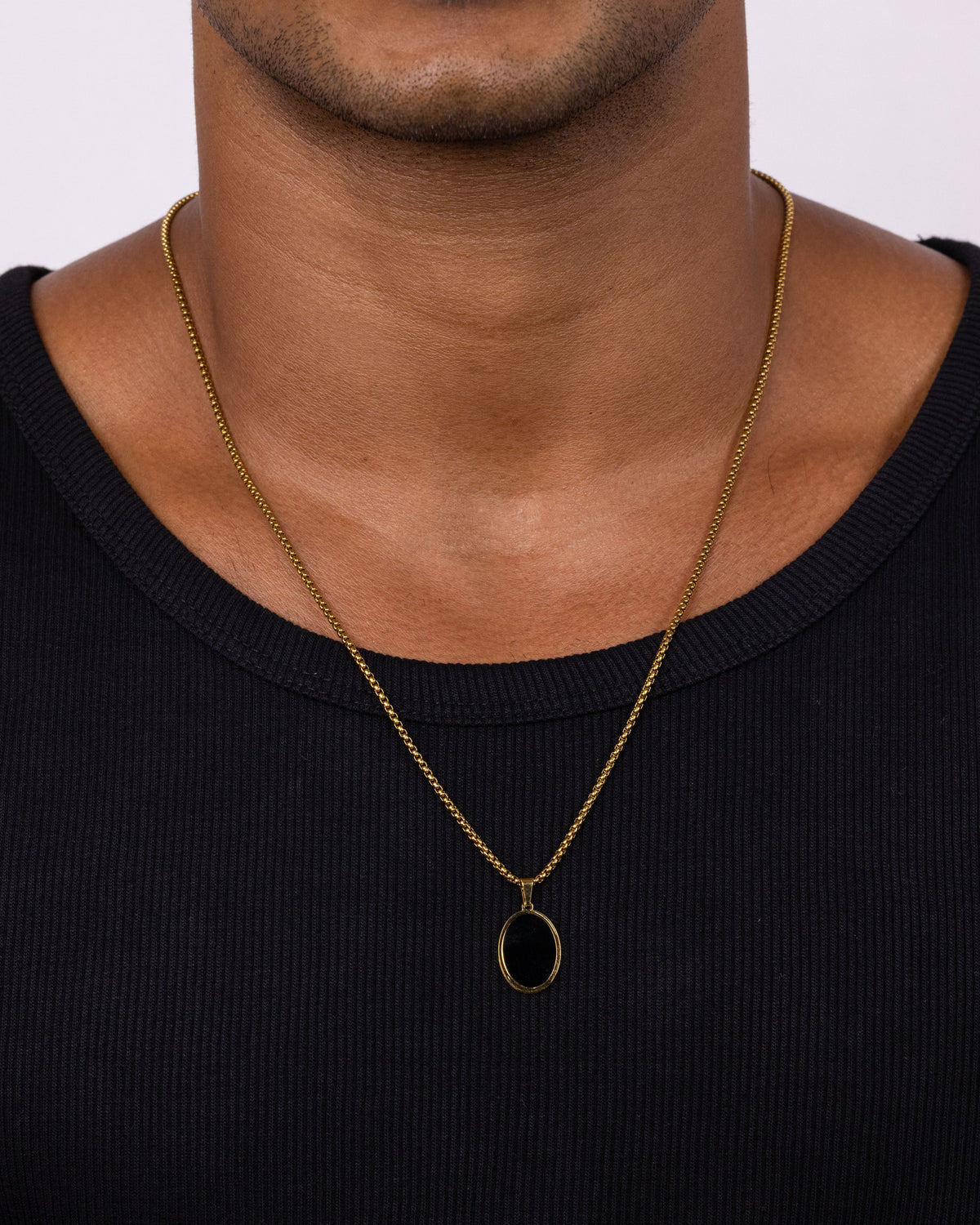 OVAL — Black Pendant Necklace