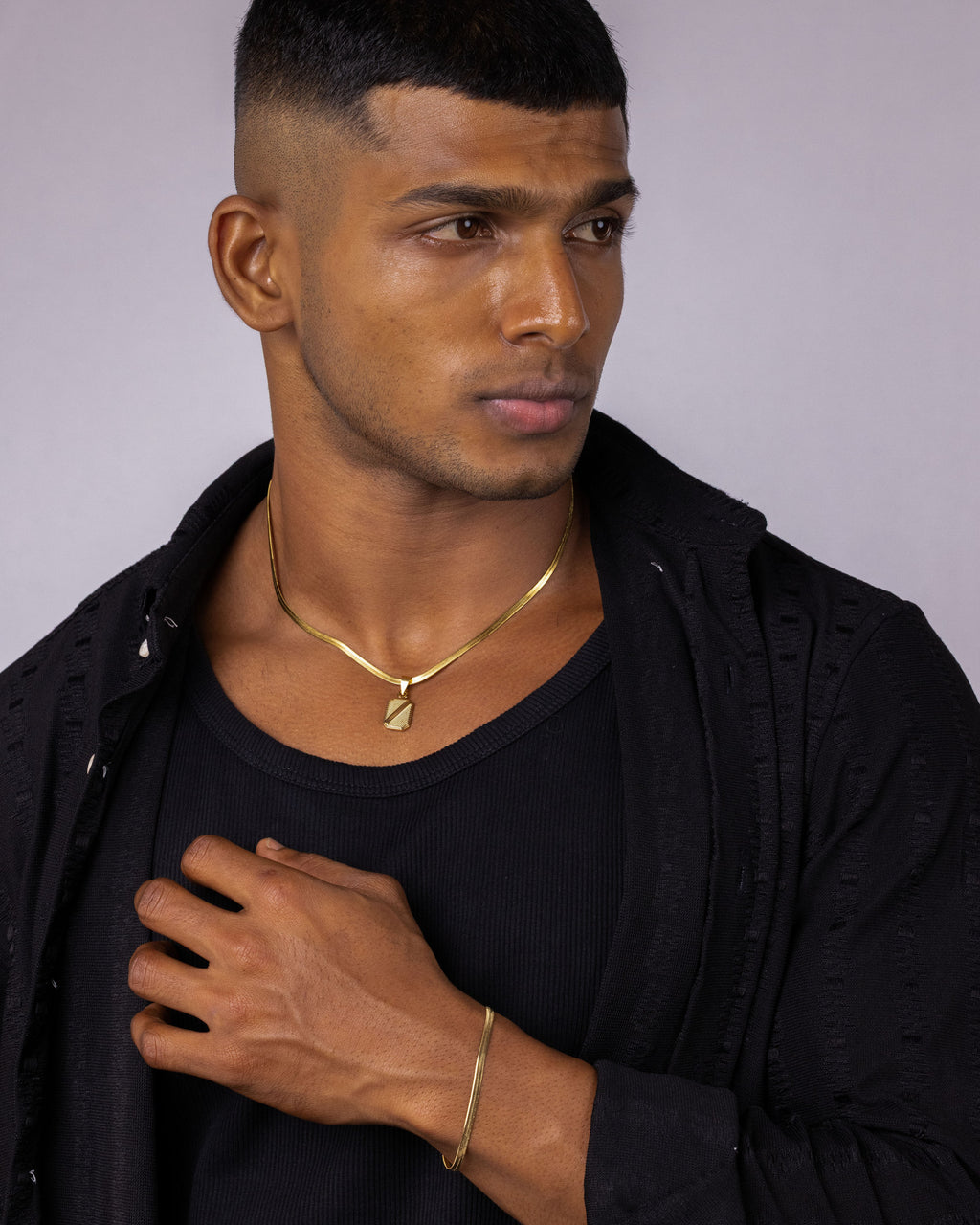 CREST — Necklace & Bracelet Set