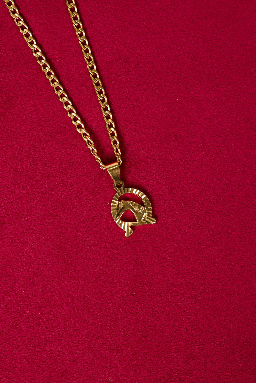 HOPLITE — Gold Pendant Necklace