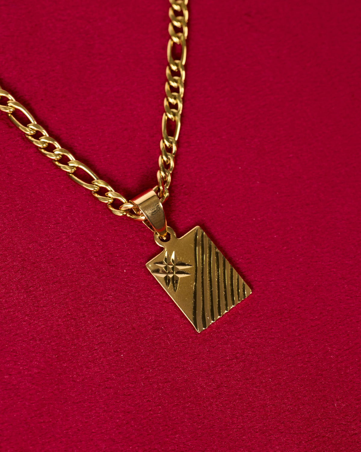 ASTRA — Gold Geometric Pendant Necklace