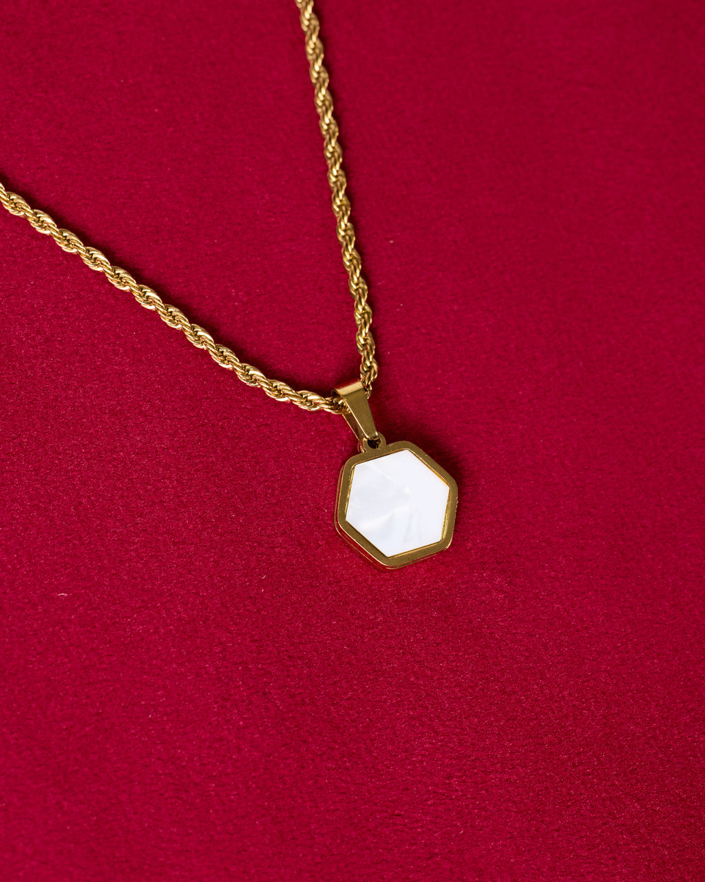 ECLIPSE — Reversible Pendant Necklace