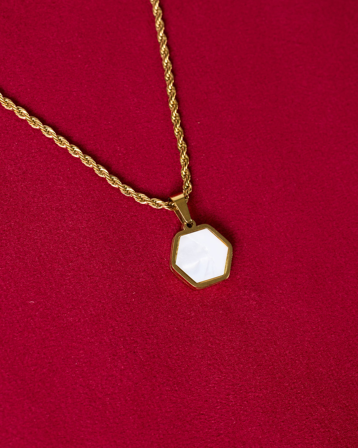 ECLIPSE — Reversible Pendant Necklace